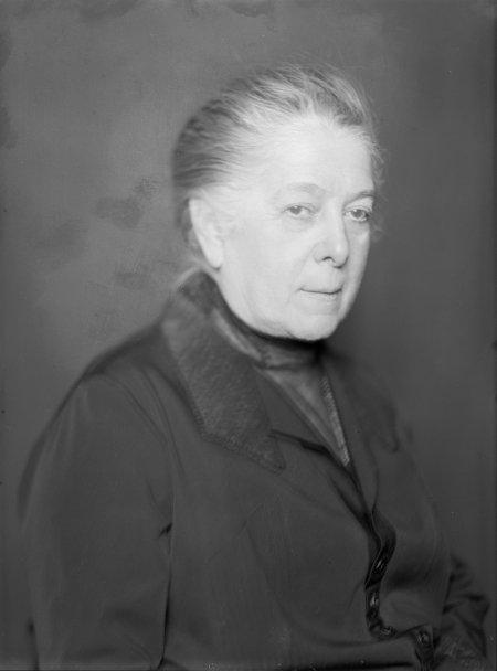 Herta Sprung 1932