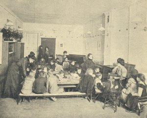 Speisesaal im Wiener Settlement (ca. 1901)