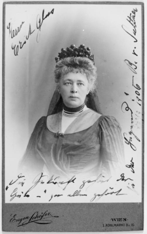 Bertha von Suttner (1906)