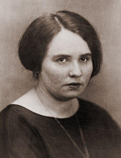 Ruth Fischer 1924
