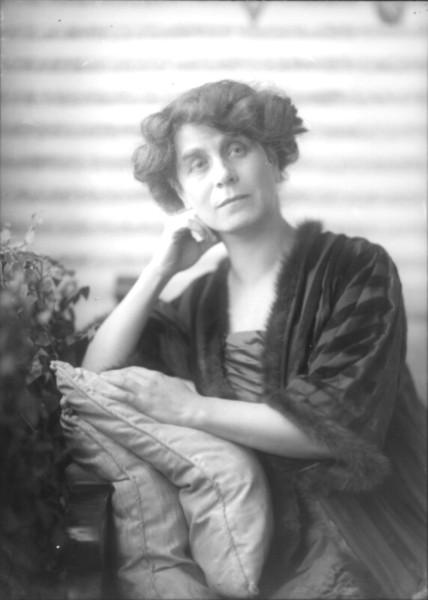 Bertha Szeps (1909)