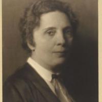 Elsa Bienenfeld 1927